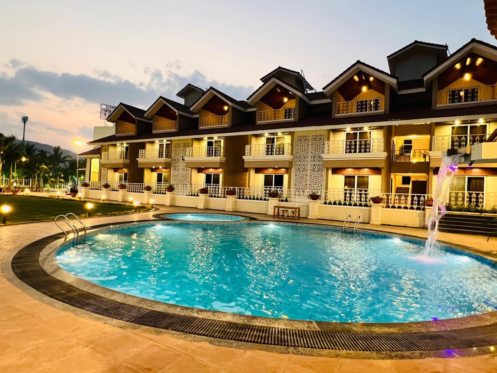 The Grand Leela Resort Кополи Экстерьер фото